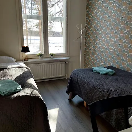 Inn Majatalo Maentaen Kuusela *