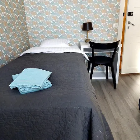 Inn Majatalo Maentaen Kuusela